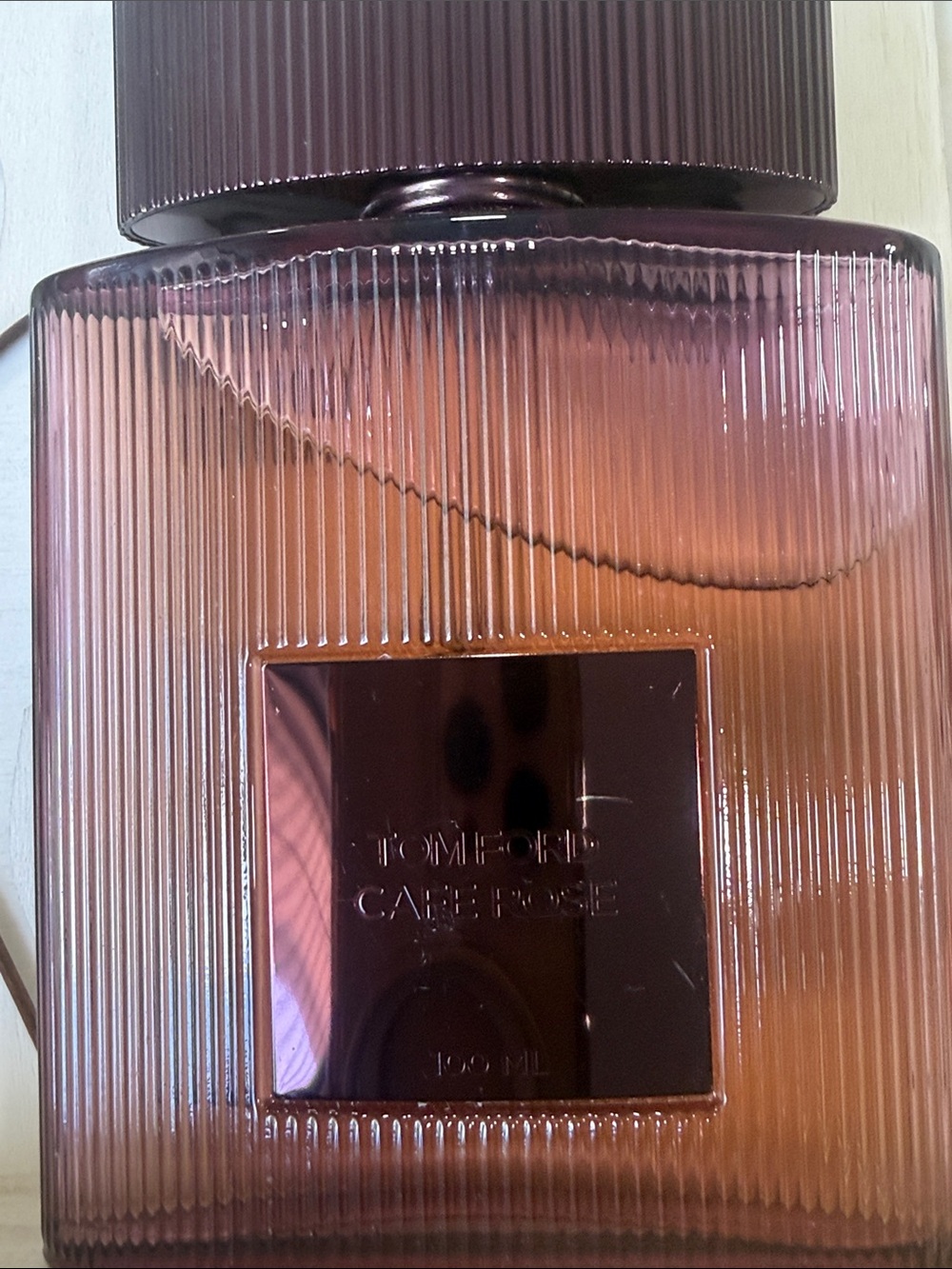 TOM FORD CAFE ROSE 100 ml Men’s Dark Brown Ribbed Fragrance Bottle - Picture 3 of 5